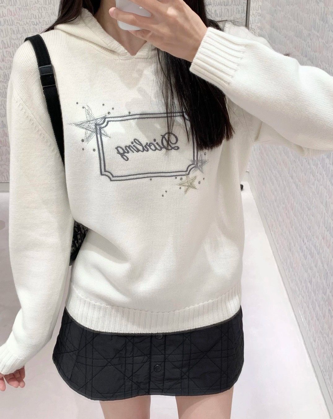 ディオール セーター フード付き ニット 刺繍 A31710