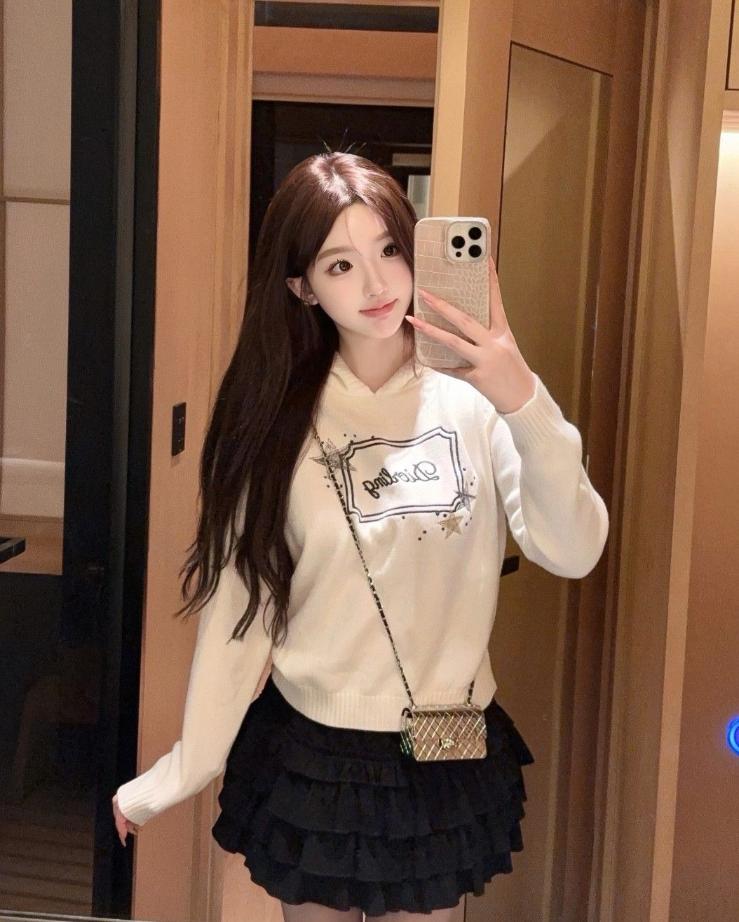 ディオール セーター フード付き ニット 刺繍 A31710