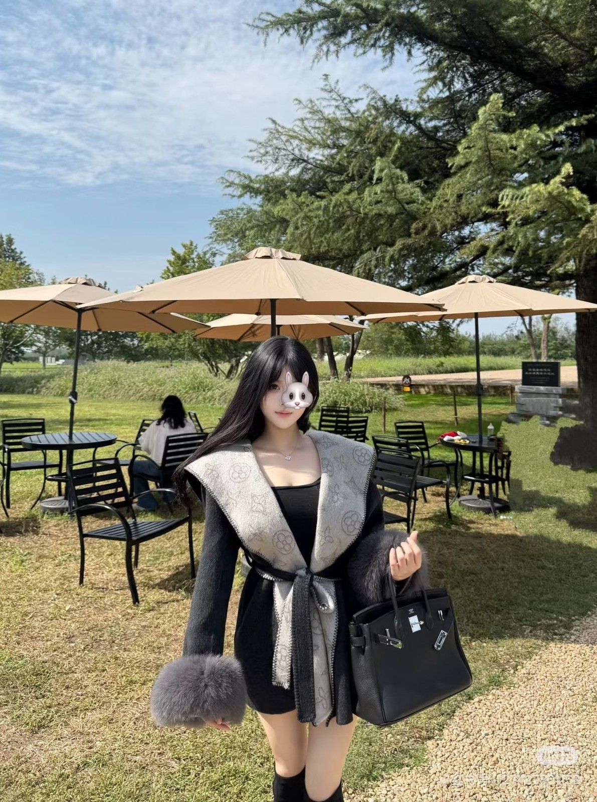 ルイヴィトン コート フード付きミドル丈 ファー付き袖 A31740