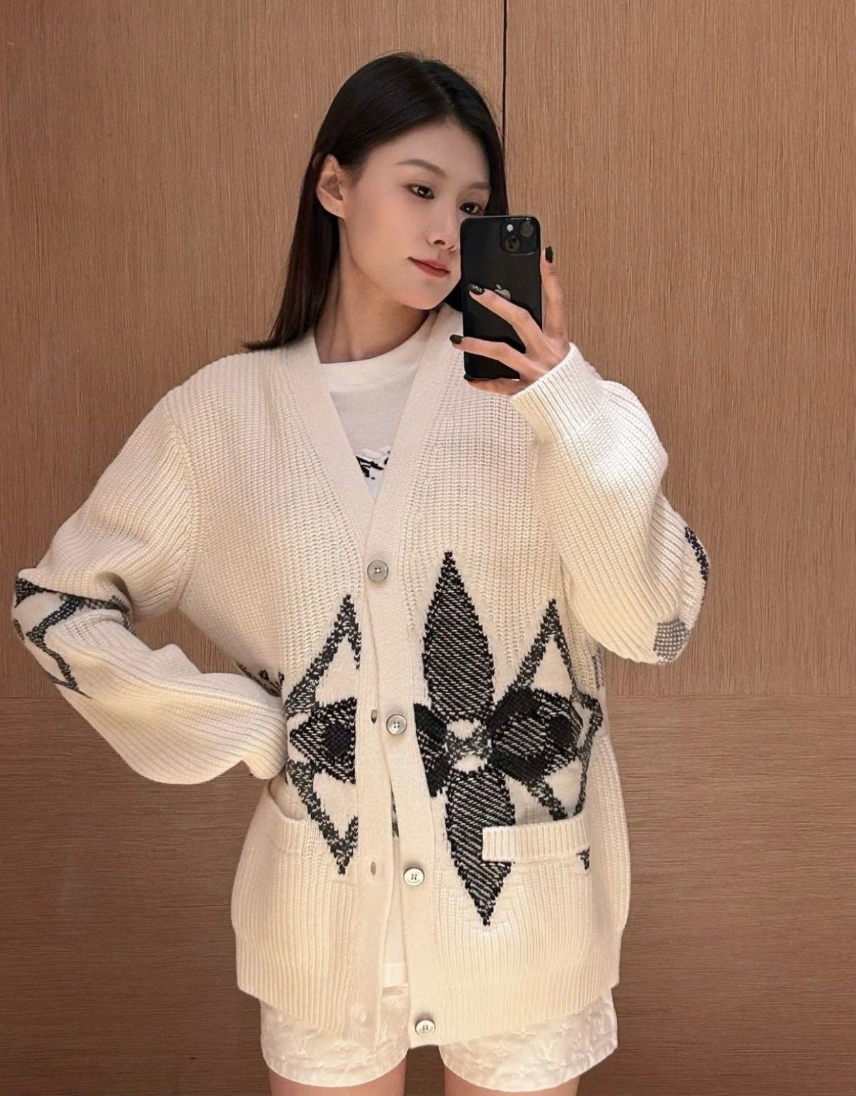 ルイヴィトン カーディガン ニット 男女兼用 A31739