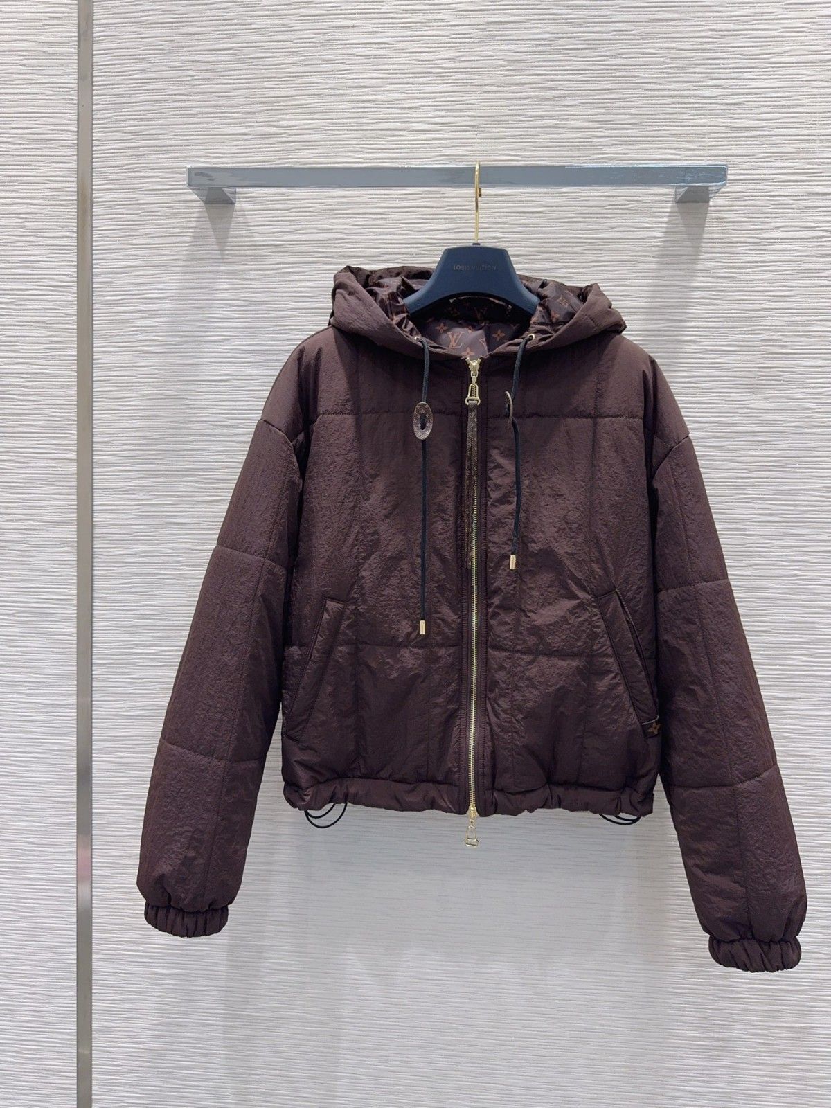 ルイヴィトン ジャケット 中綿入れ レディース A31737