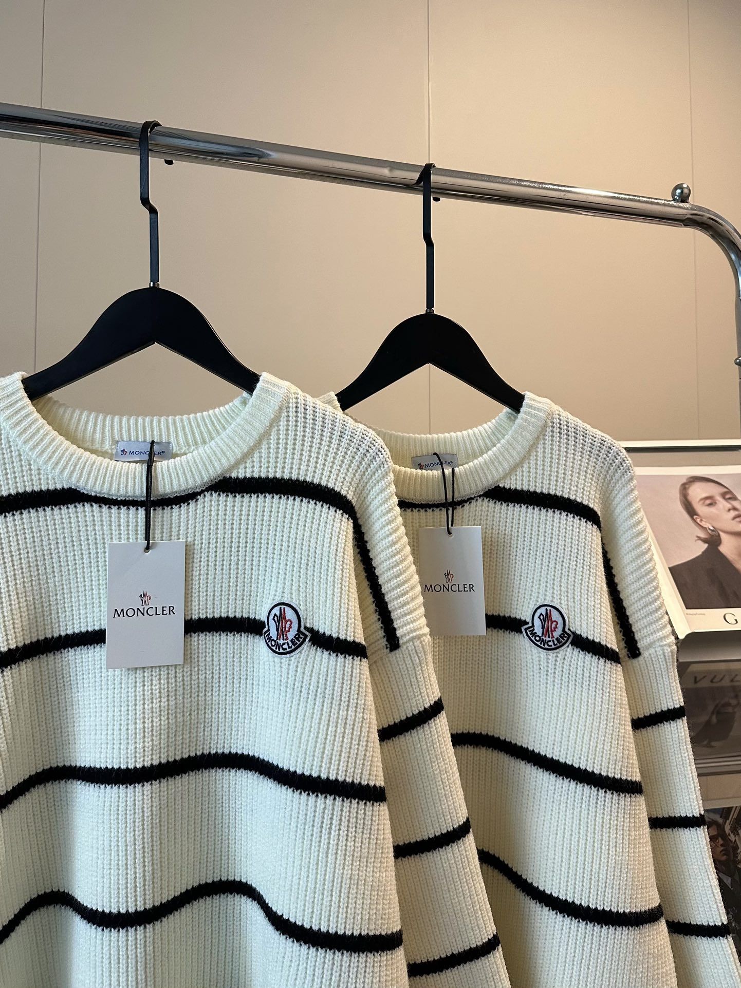 モンクレール セーター プルオーバー ゆったり A31709