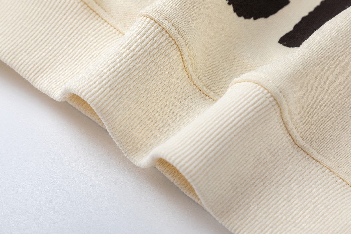 グッチ スウェットシャツ トレーナー 秋冬 ゆったり A31747