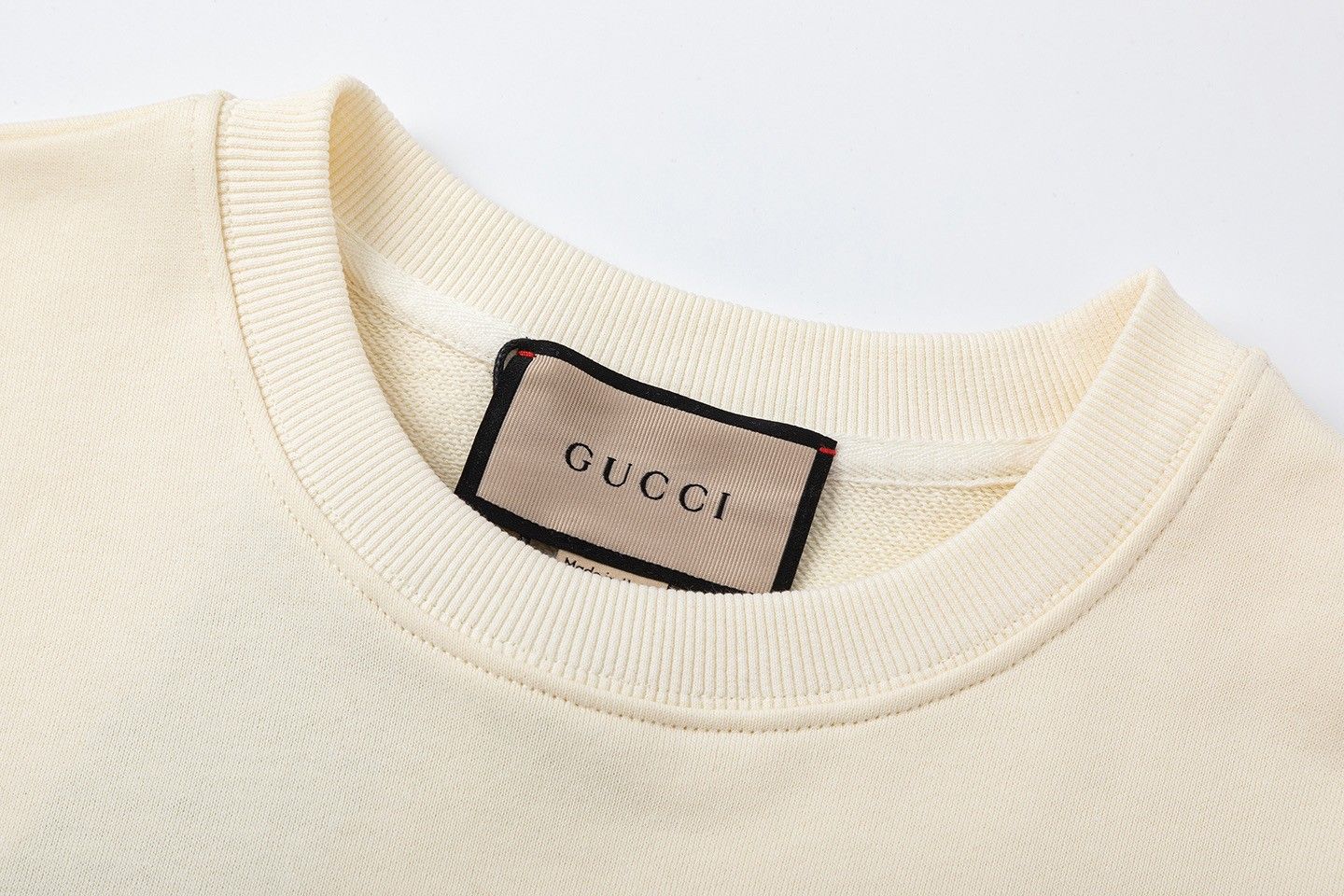 グッチ スウェットシャツ トレーナー 秋冬 ゆったり A31746