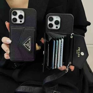 プラダiPhone17/16/15/14/13/12/11/xs/7/8ケース