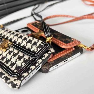 セリーヌiPhone17/16/15/14/13ケース