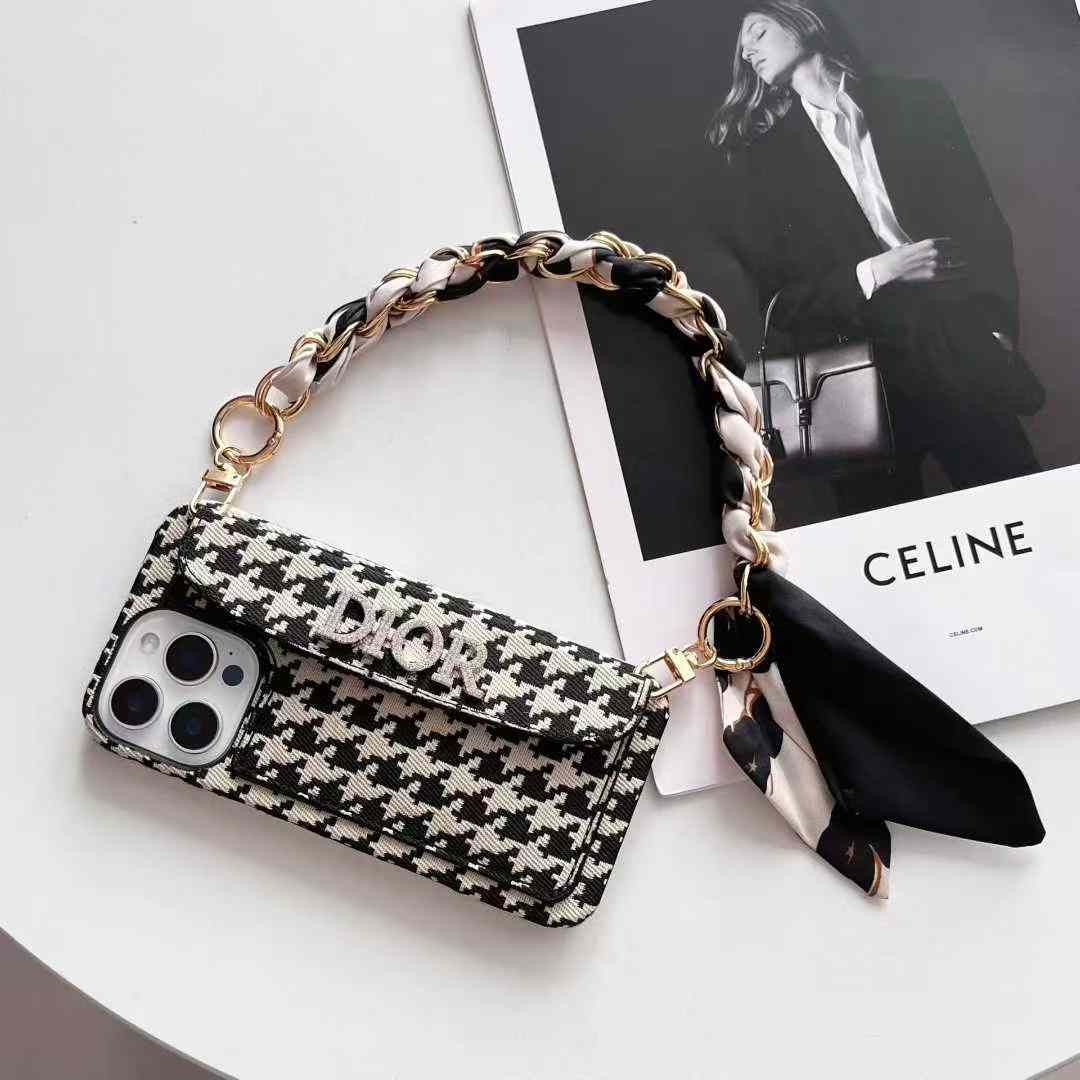 セリーヌiPhone17/16/15/14/13ケース