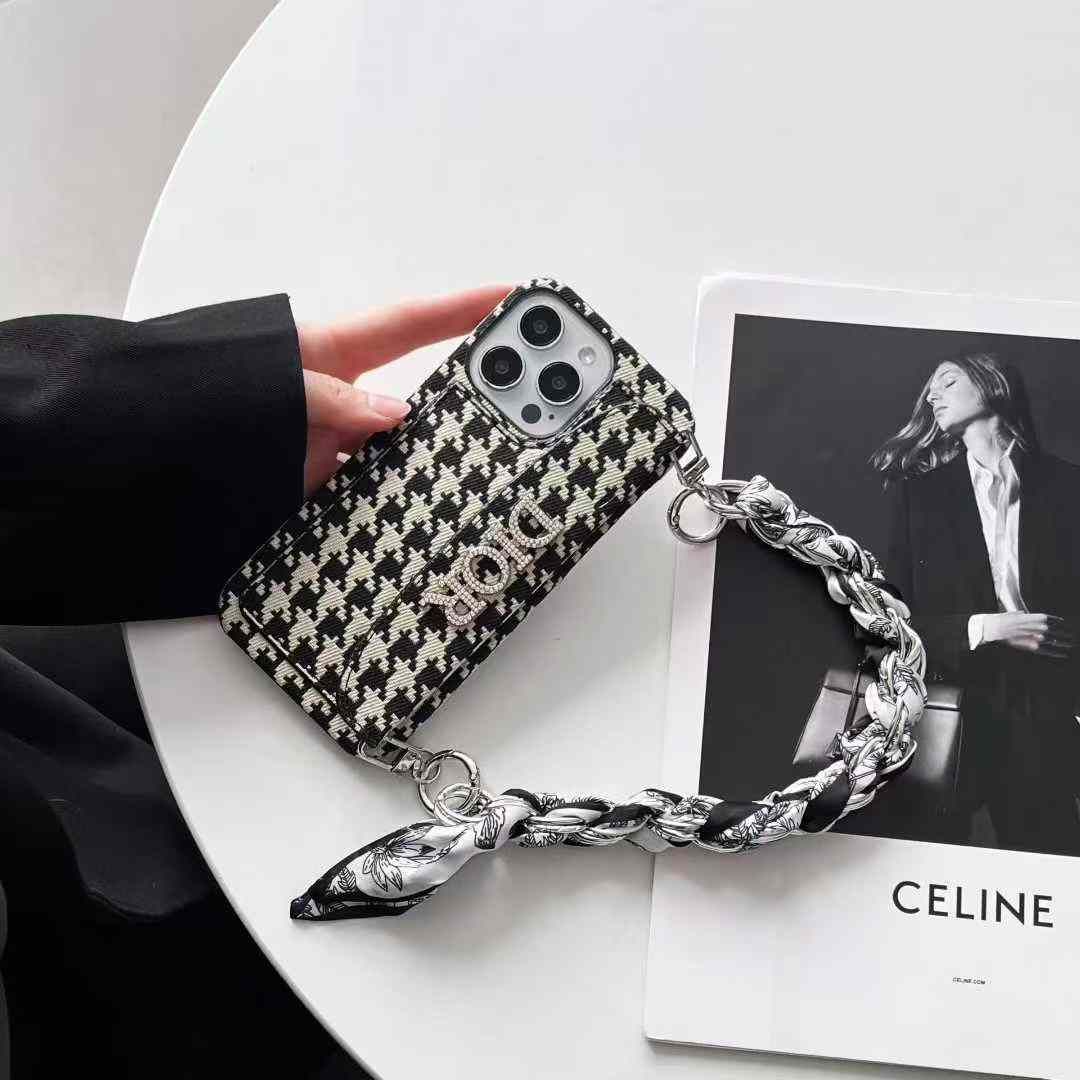 セリーヌiPhone17/16/15/14/13ケース