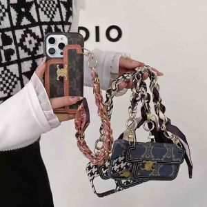 セリーヌiPhone17/16/15/14/13ケース