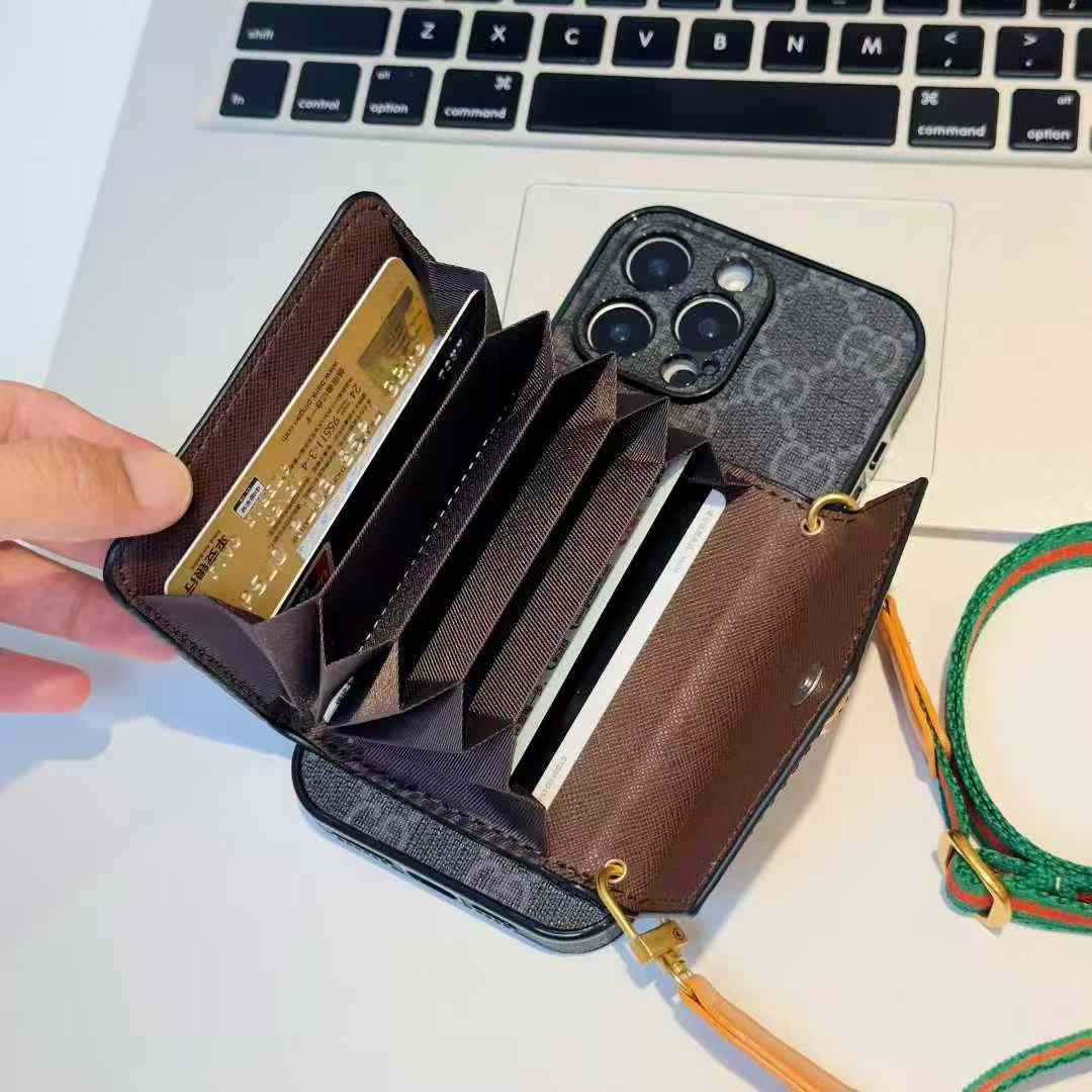 グッチ iPhone17/16/15/14/13/12/11ケース