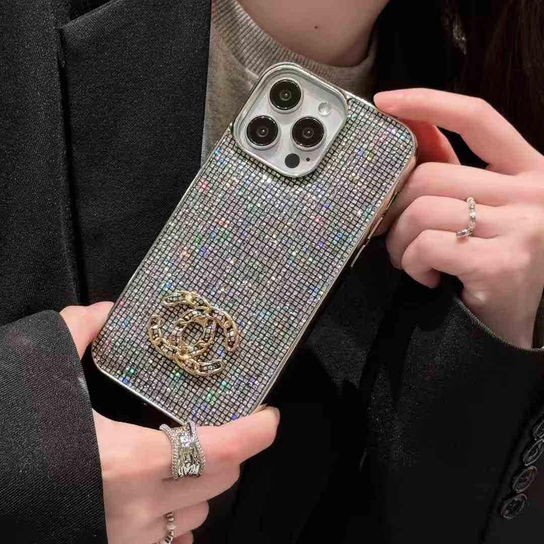 シャネル iPhone17/16/15/14/13/12/11ケース