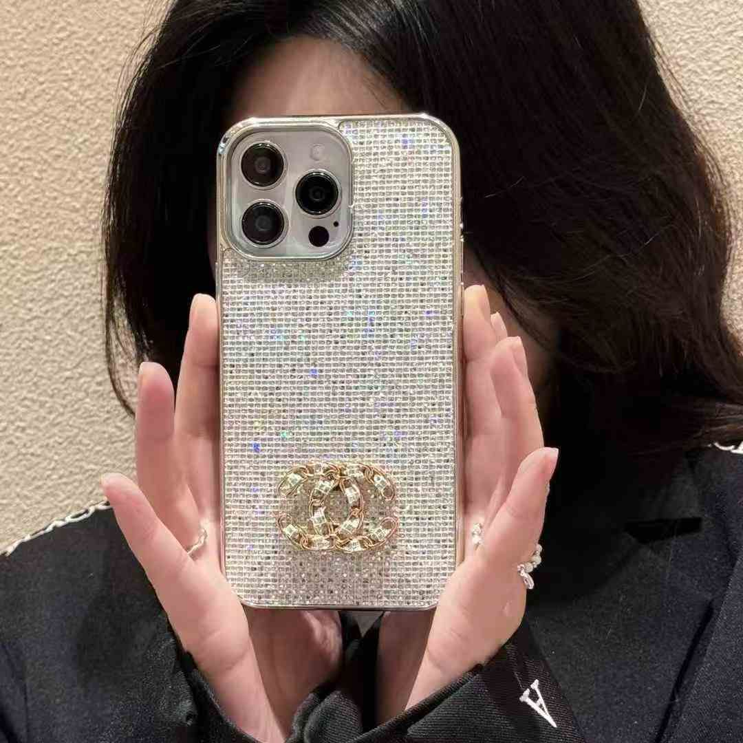 シャネル iPhone17/16/15/14/13/12/11ケース