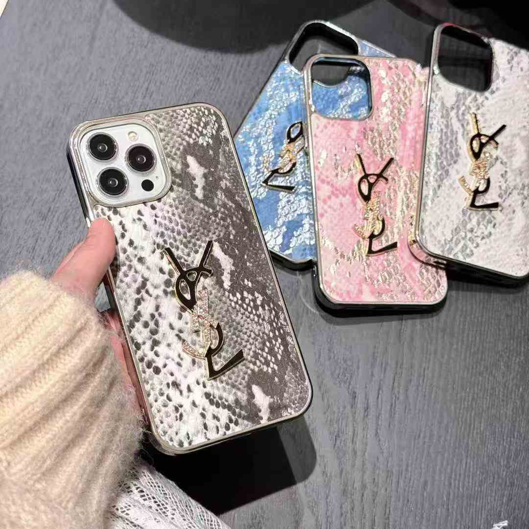 イヴサンローランiPhone16/15/14/13/12/11ケース