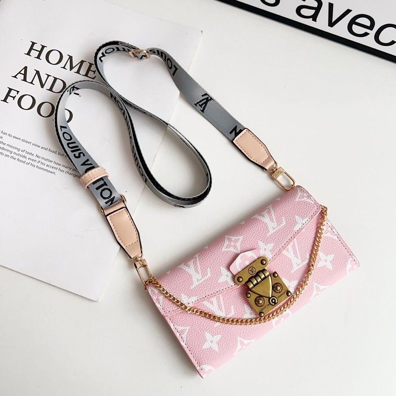 ルイヴィトン iPhone17/16/15/14/13/12ケース