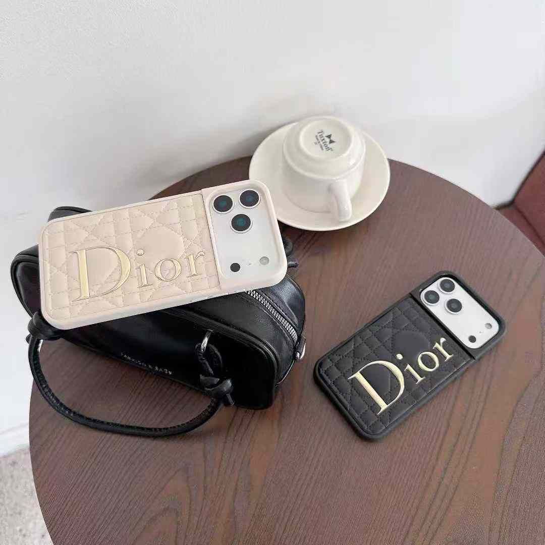 ディオールiPhone17/16/15/14/13ケース