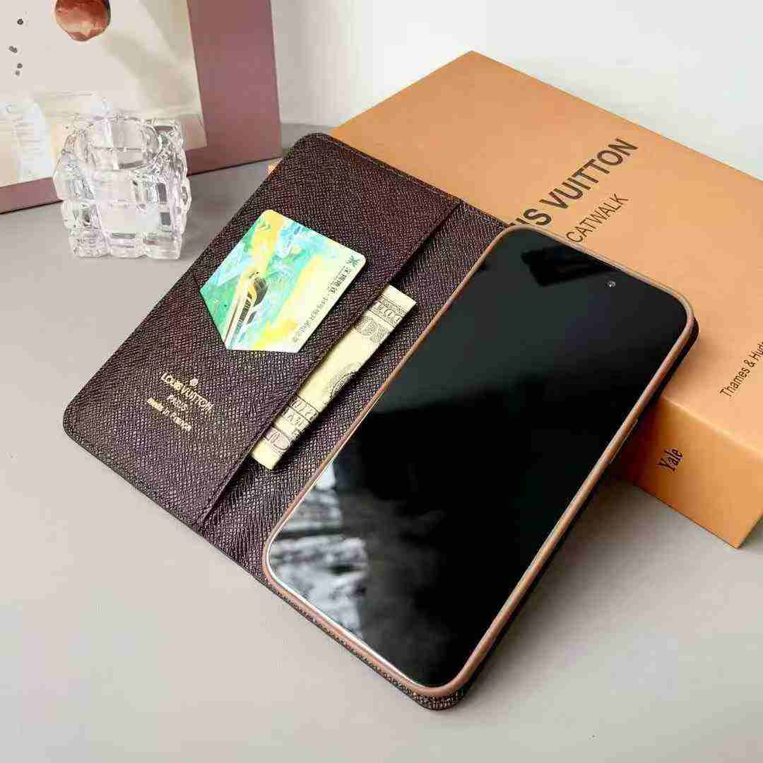 ルイヴィトン iPhone17/16/15/14/13/12/11ケース