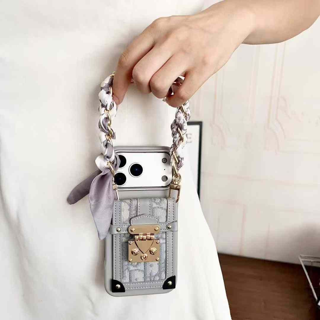 ディオールiPhone17/16/15/14/13/12ケース