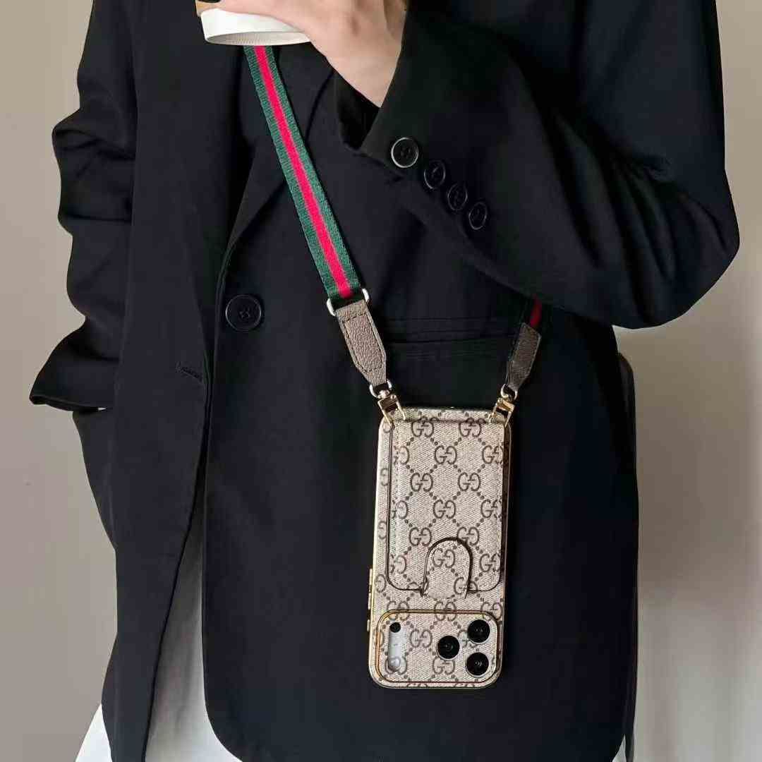 ルイヴィトン iPhone17/16/15/14/13/12/11ケース