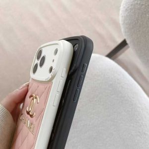 シャネル iPhone17/16/15/14/13ケース