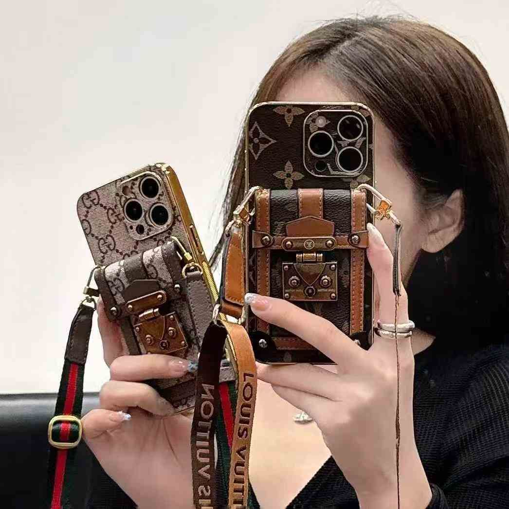 ルイヴィトン iPhone17/16/15/14/13/12/11/x/8/7ケース