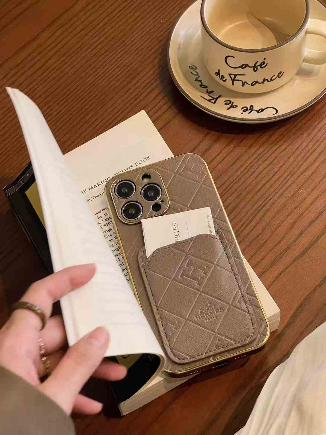 エルメスiPhone17/16/15/14/13/12/11/x/8/7ケース