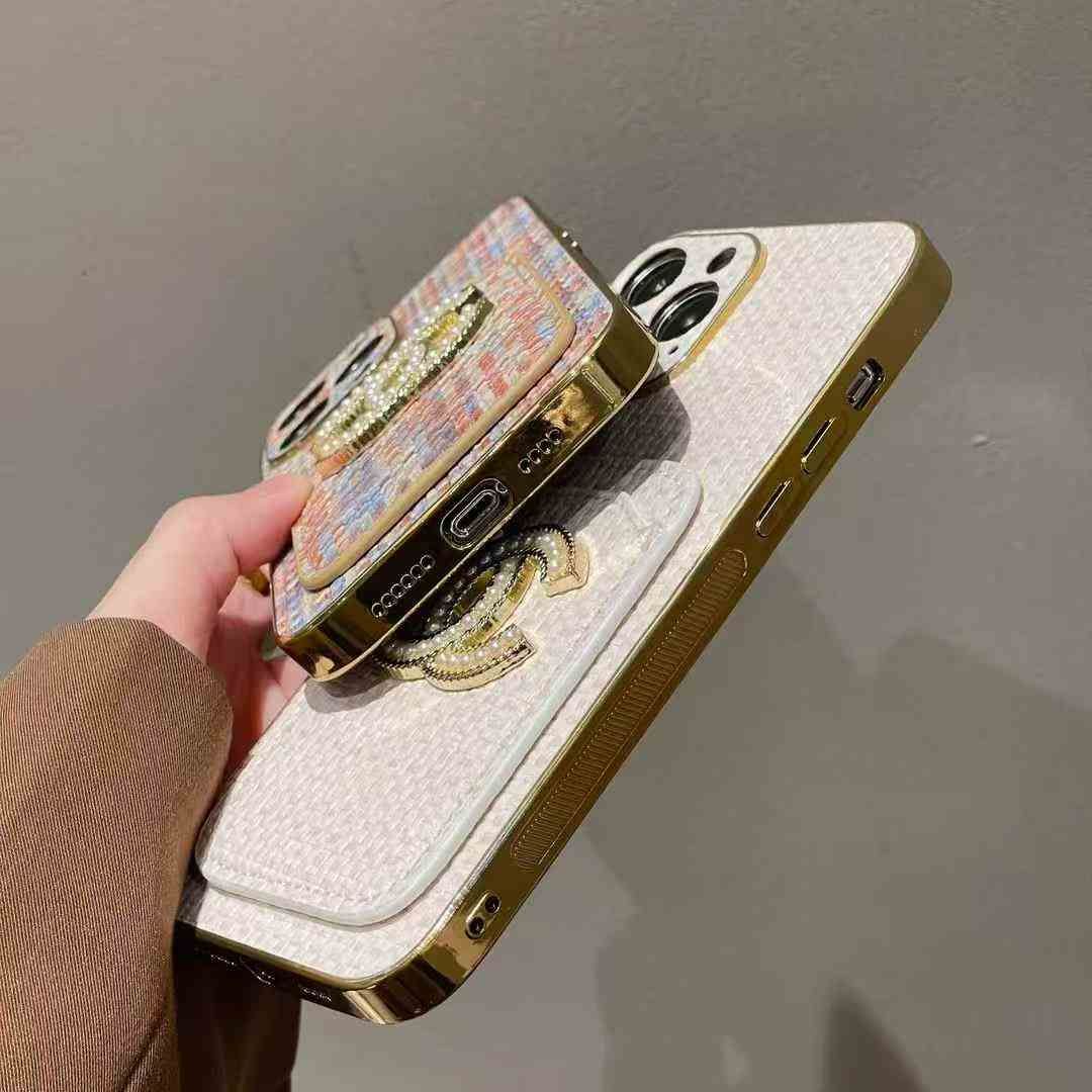 シャネル iPhone17/16/15/14/13/12/11/x/8/7ケース