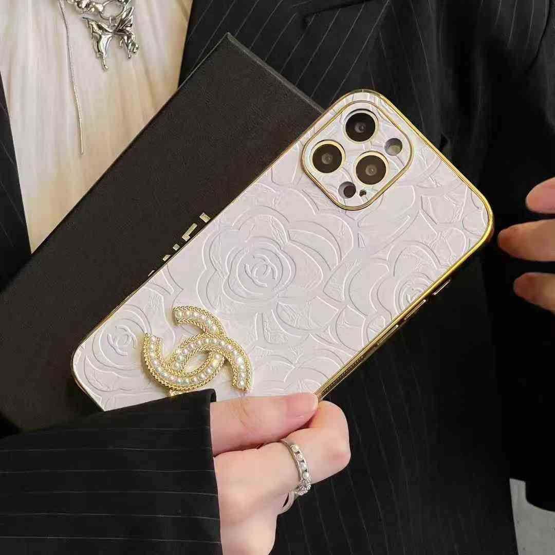 シャネル iPhone17/16/15/14/13/12/11/xケース