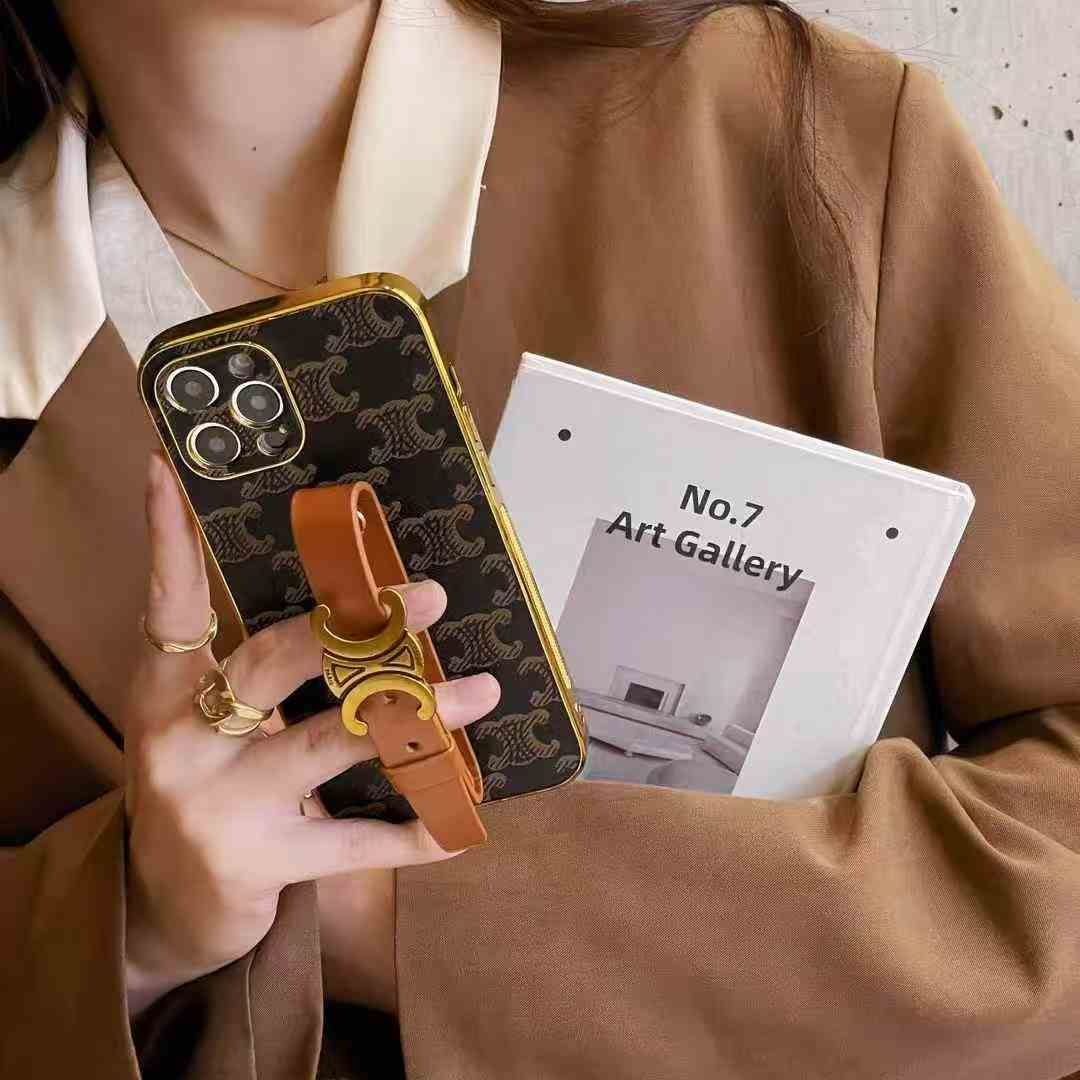 セリーヌiPhone17/16/15/14/13/12/11ケース