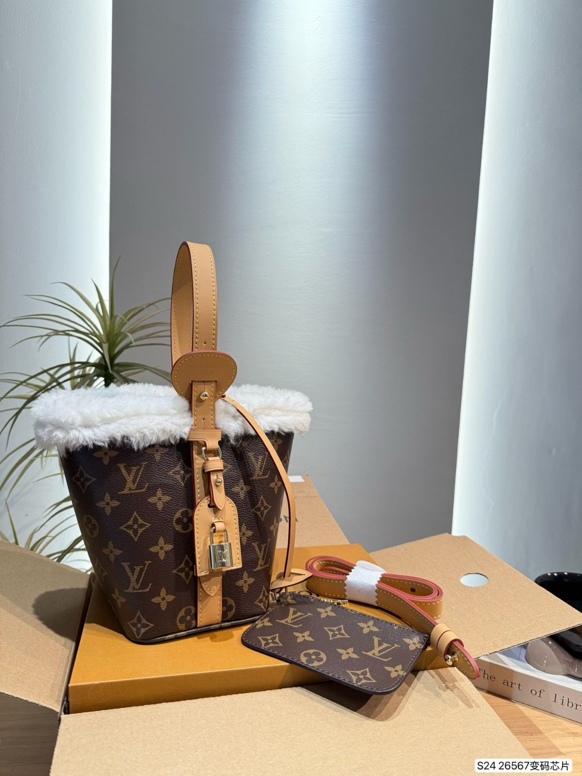 ルイヴィトン バケットバッグ 可愛い 秋冬 A31768