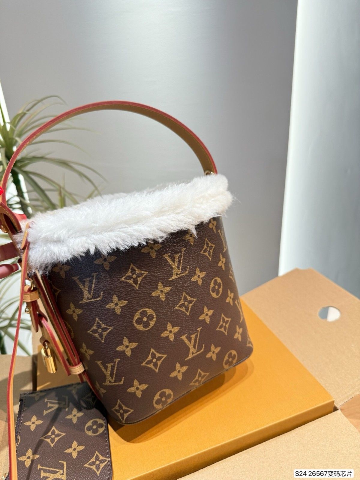 ルイヴィトン バケットバッグ 可愛い 秋冬 A31768