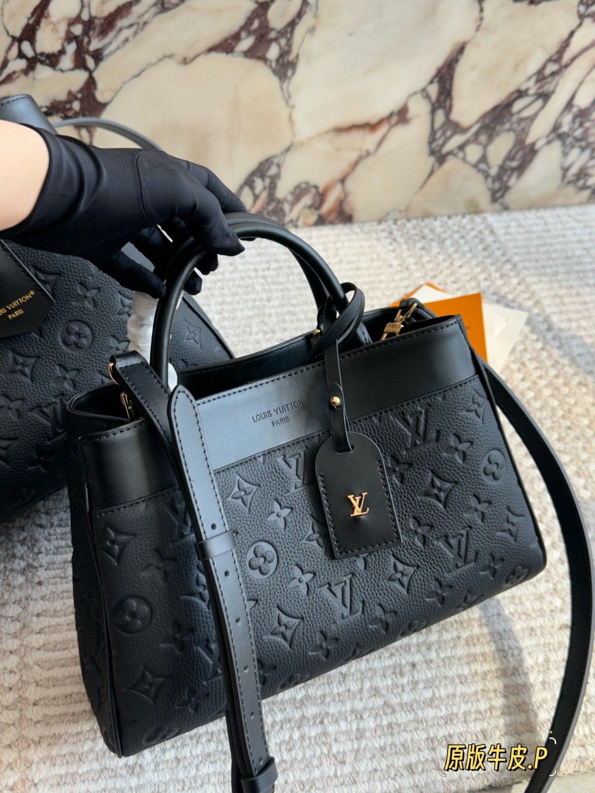 ルイヴィトン トートバッグ 本革 高級感 A31751