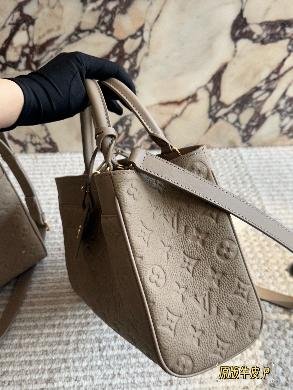 ルイヴィトン トートバッグ 本革 高級感 A31751