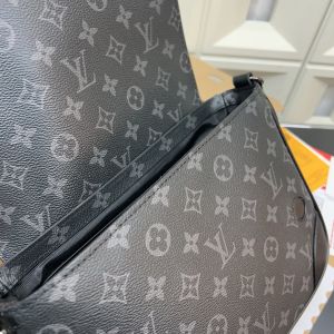 ルイヴィトン ショルダーバッグ メンズ A31750