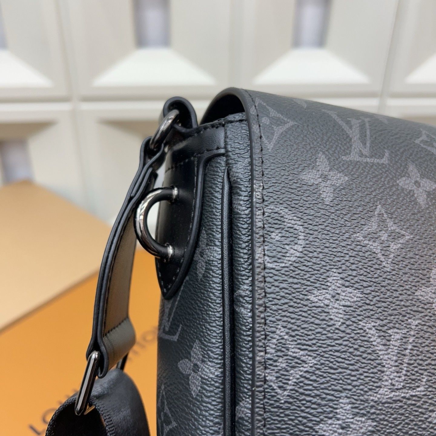 ルイヴィトン ショルダーバッグ メンズ A31750