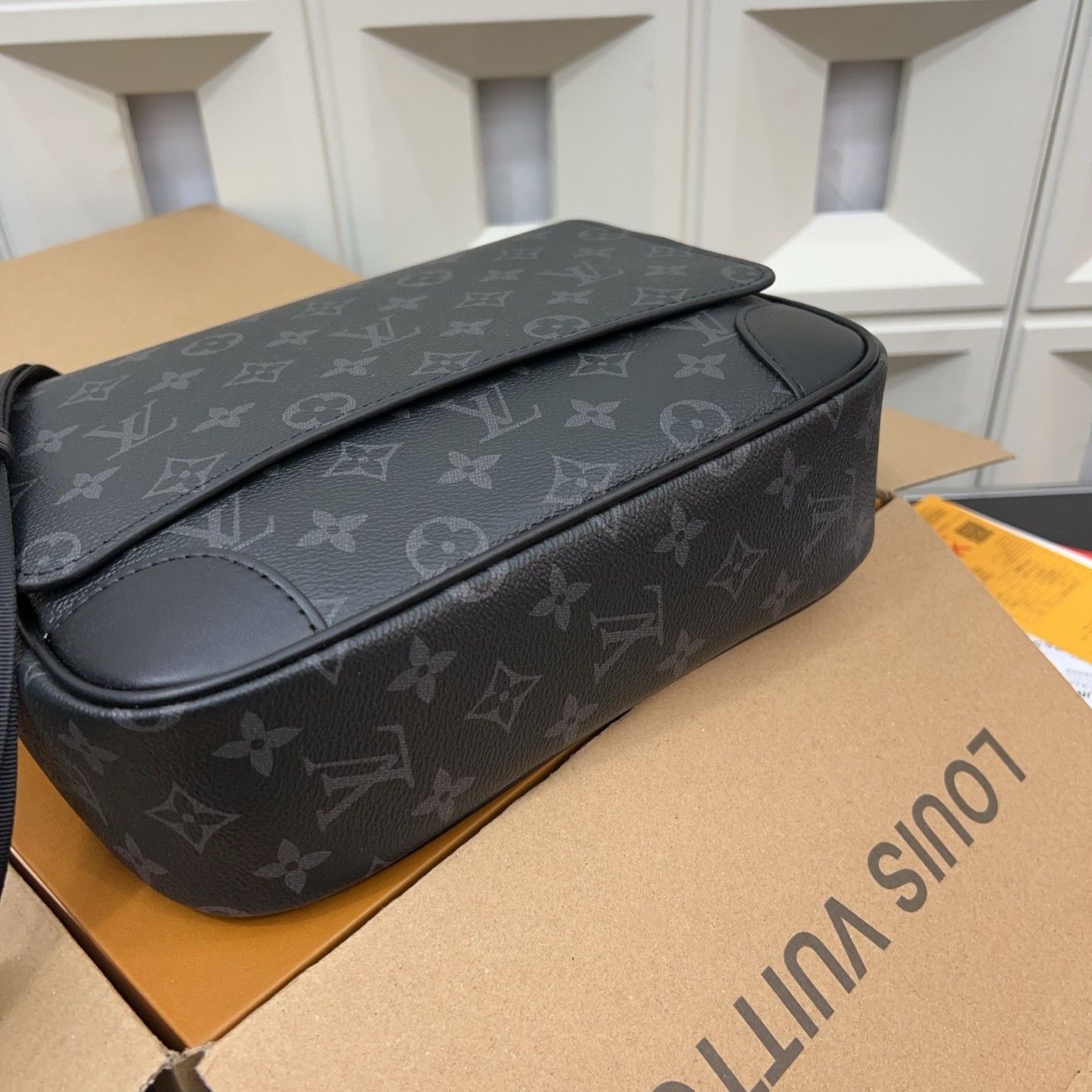 ルイヴィトン ショルダーバッグ メンズ A31750