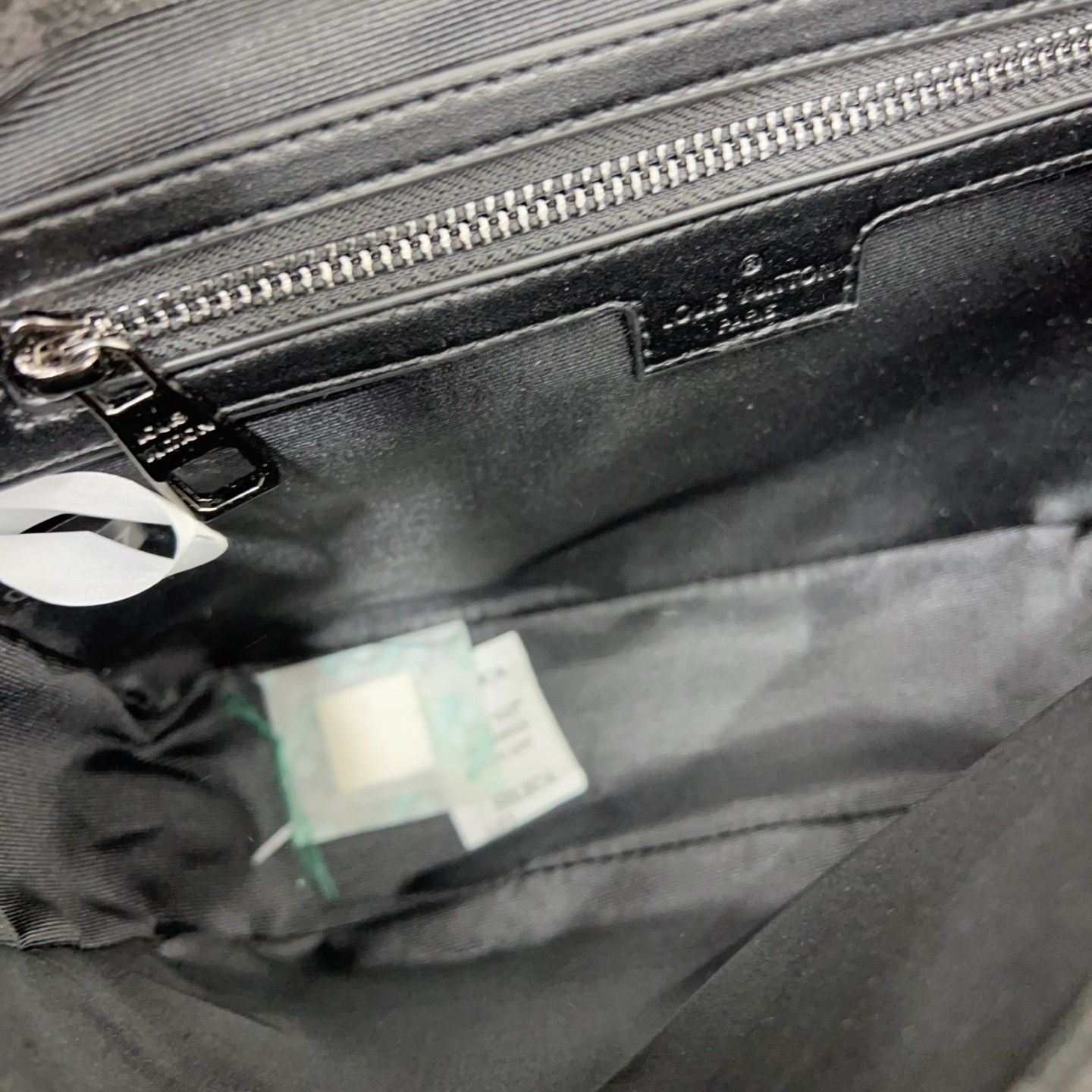 ルイヴィトン ショルダーバッグ メンズ A31750