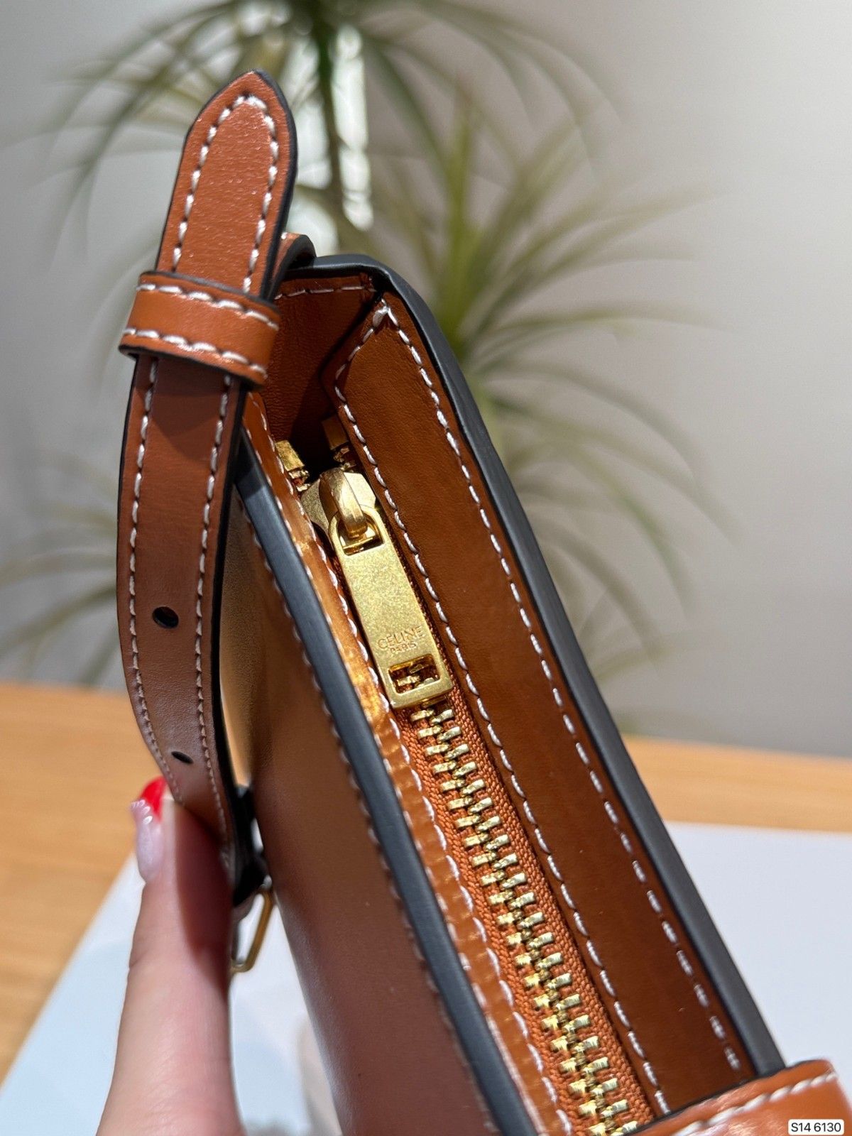 セリーヌ CELINE Tina ホーボーバッグ A31774