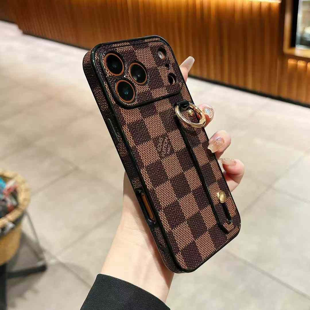 ルイヴィトン iPhone17/16/15/14/13/12/11ケース
