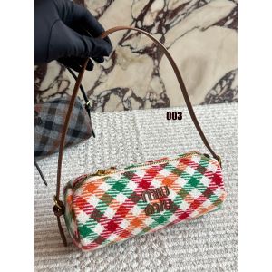 ミュウミュウ ホーボーバッグ ミニバッグ 可愛い A31771