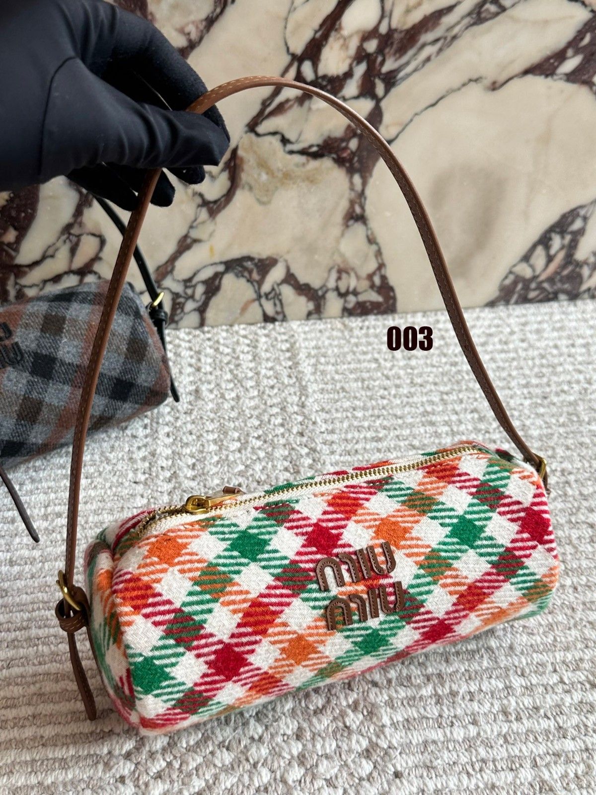 ミュウミュウ ホーボーバッグ ミニバッグ 可愛い A31771