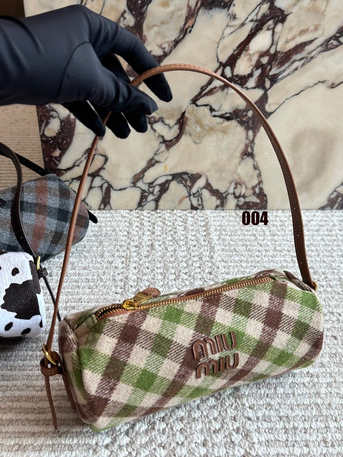 ミュウミュウ ホーボーバッグ ミニバッグ 可愛い A31771