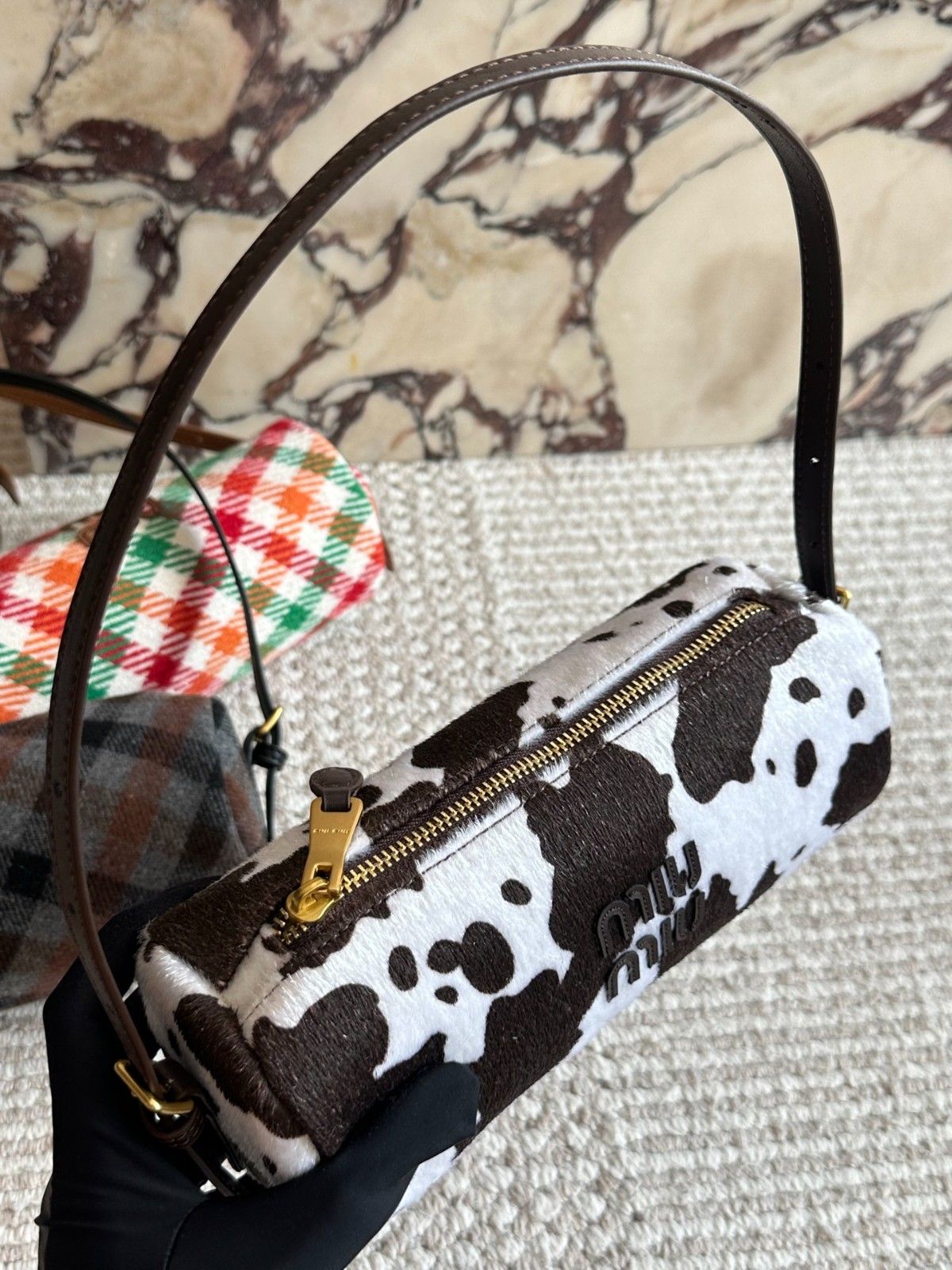 ミュウミュウ ホーボーバッグ ミニバッグ 可愛い A31771