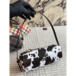 ミュウミュウ ホーボーバッグ ミニバッグ 可愛い A31771