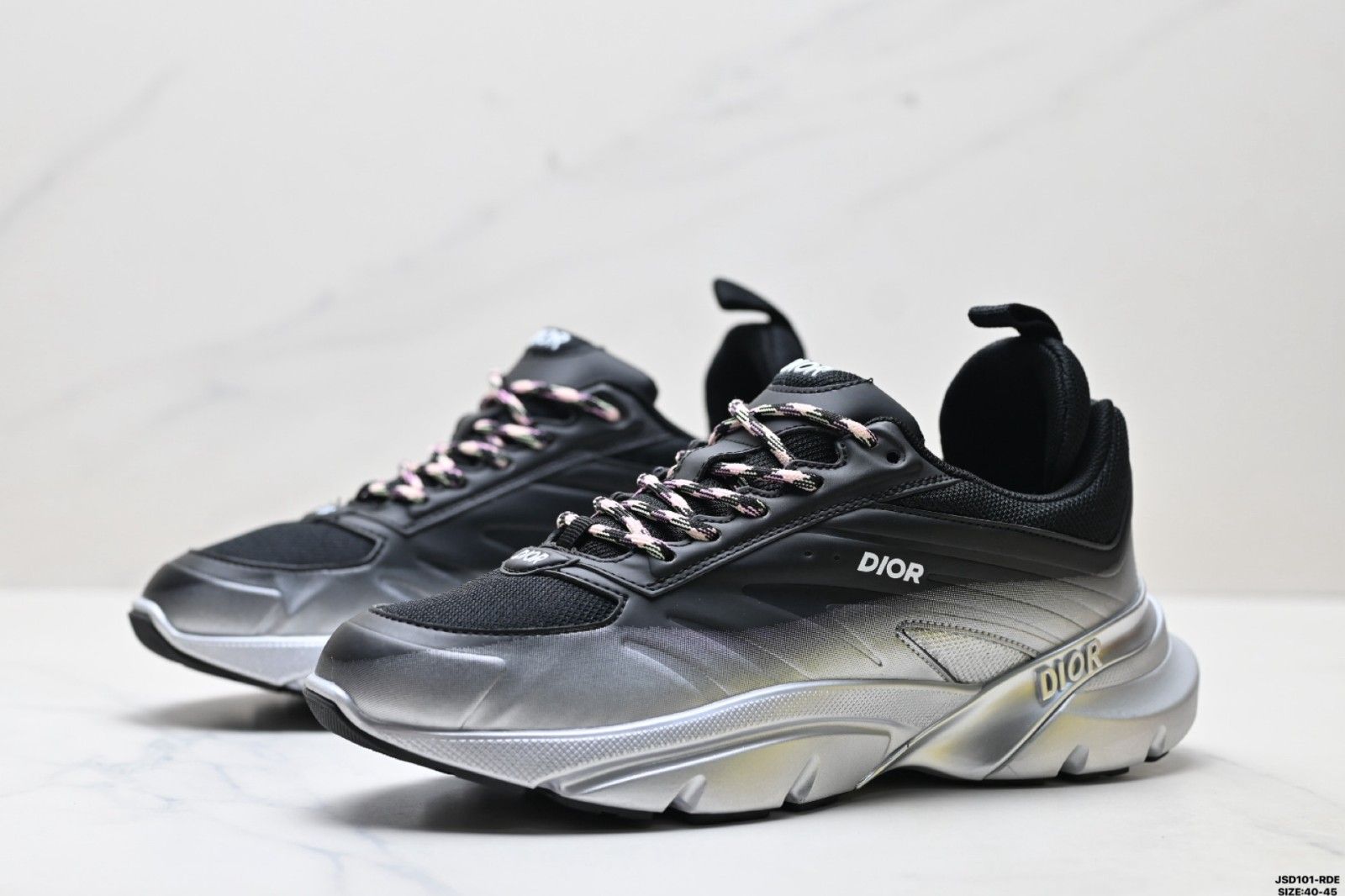 ディオール スニーカー Blade Runner Microfiber Me B4 A31765