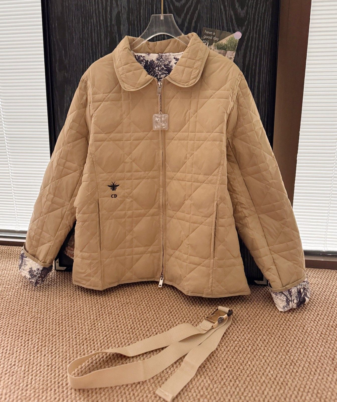 ディオール ジャケット 中綿入れ 可愛い A31760