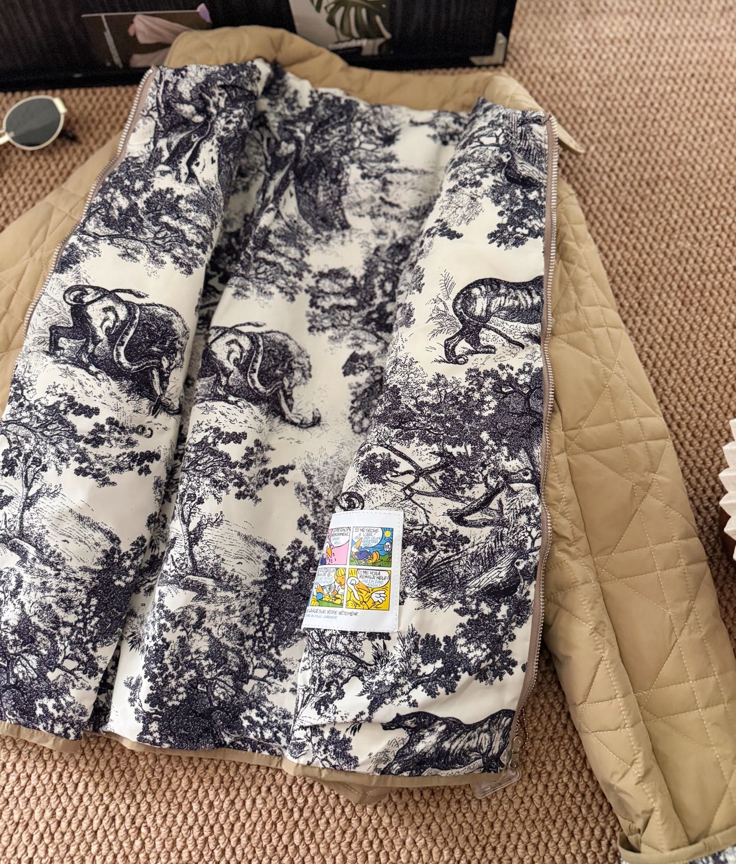 ディオール ジャケット 中綿入れ 可愛い A31760