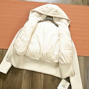 モンクレール レディース ショート ジャケット 中綿入れ A31763