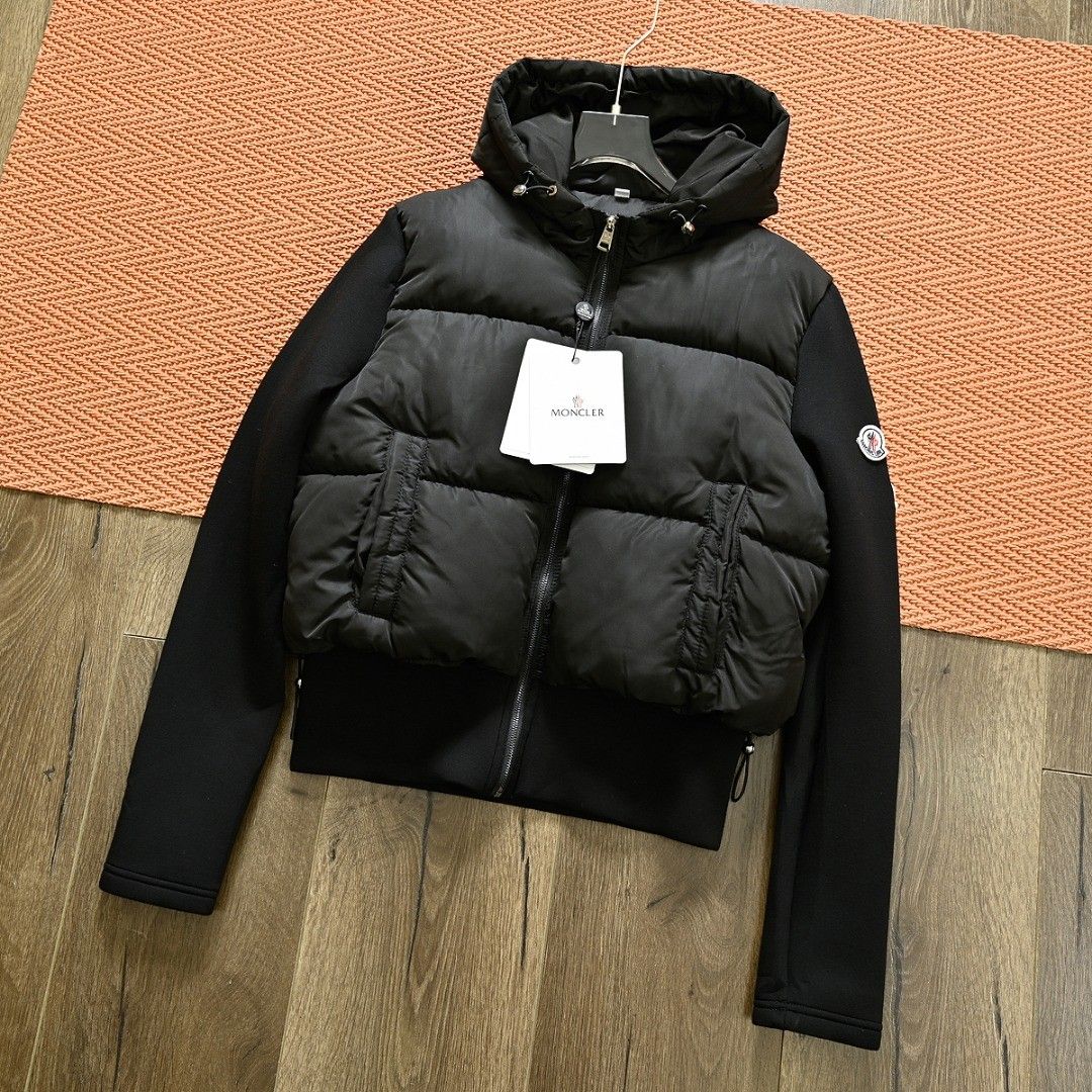 モンクレール レディース ショート ジャケット 中綿入れ A31763