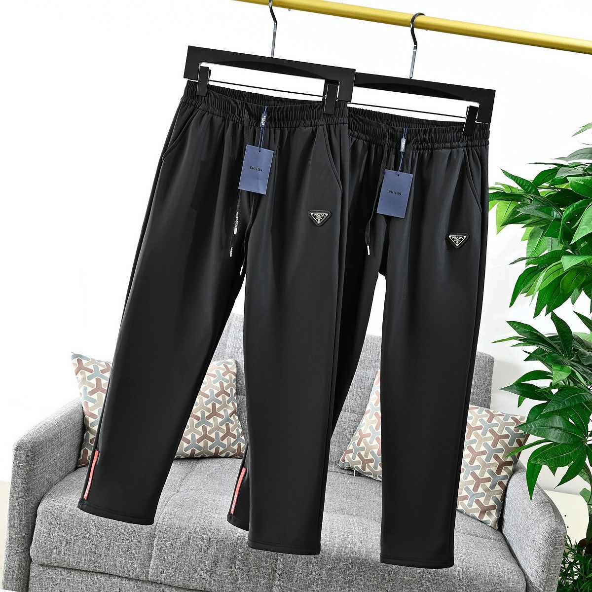 プラダ メンズ ボア裏起毛 カジュアルパンツ A31759