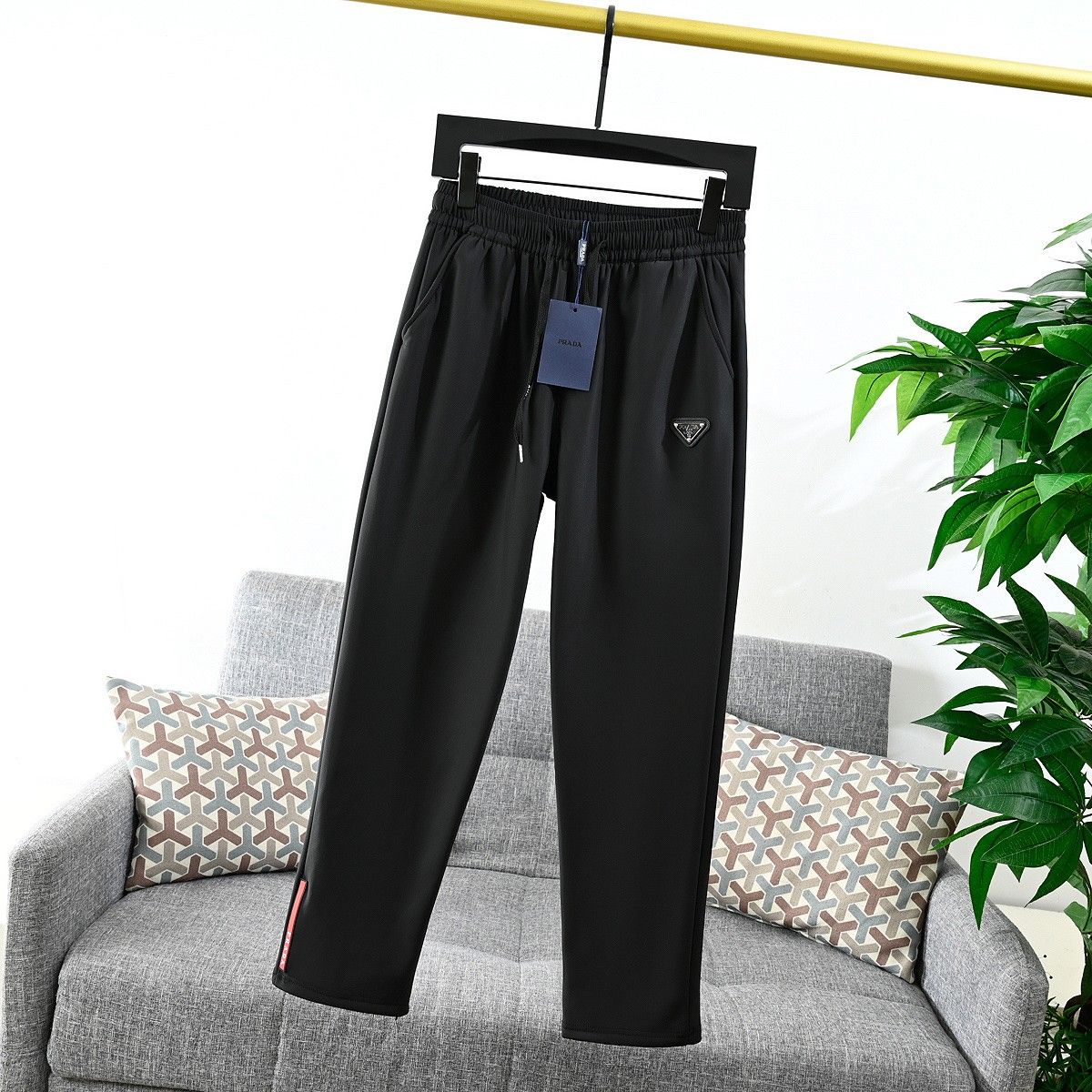 プラダ メンズ ボア裏起毛 カジュアルパンツ A31759